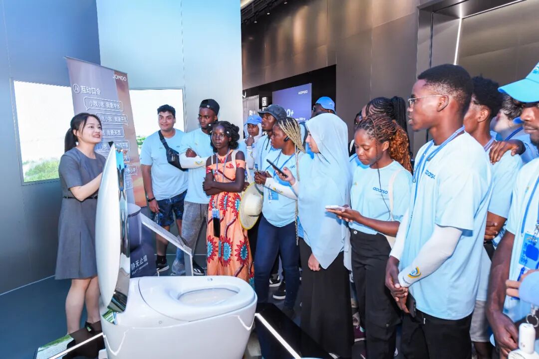 中国智能马桶增长加速，卫浴品牌抢占“第一”制高点